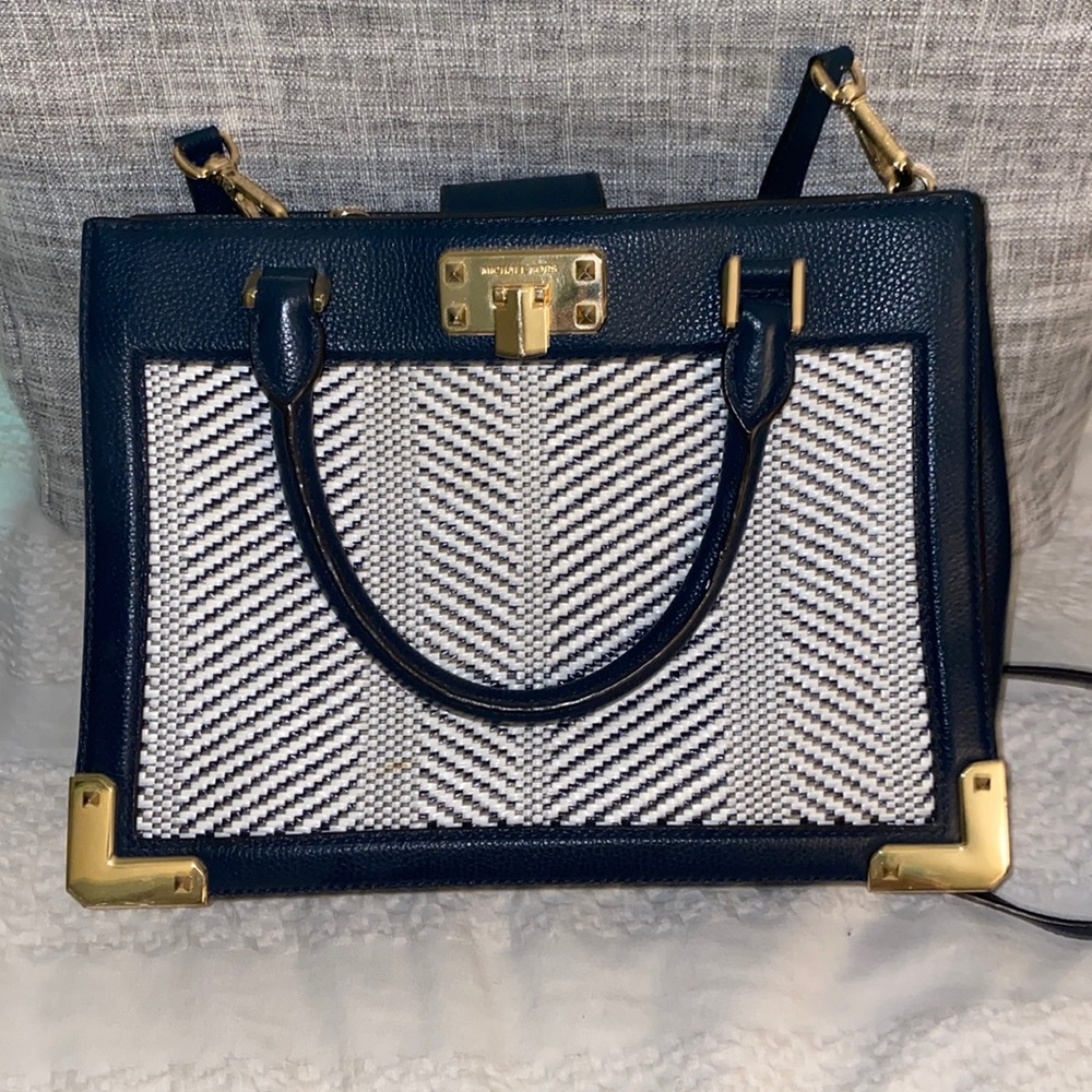 AUTHENTIC - Michael Kors Purse